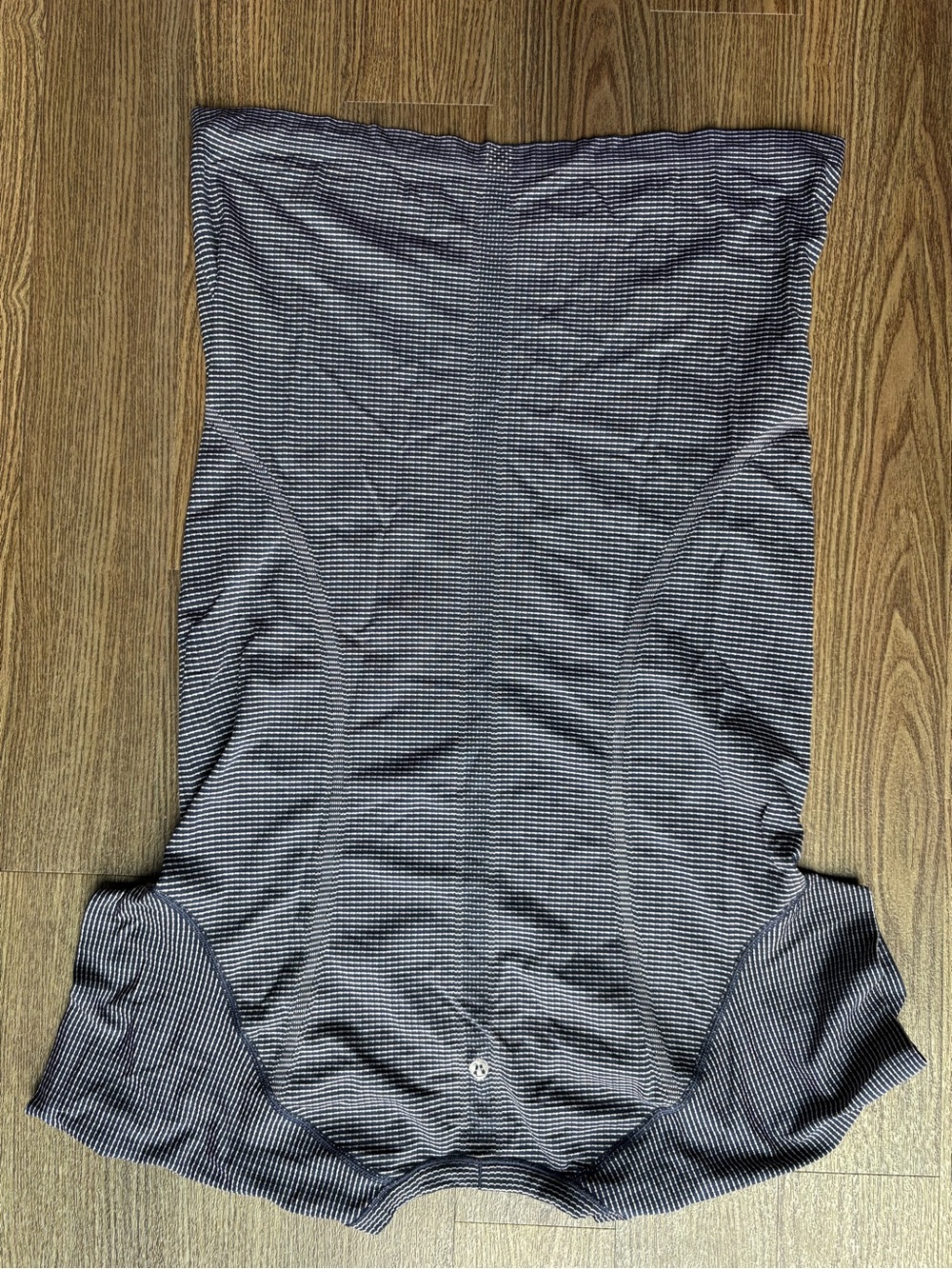 lululemon athletica Short Sleeve Tee in Navy and White - Picture 2 of 3